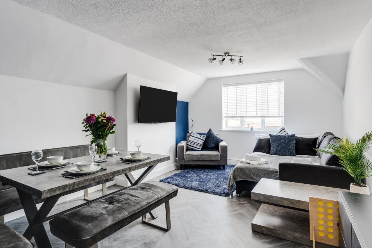 St David'S - Stylish 2 Bed Apartment, Free Parking, Close To Beach Литам-Сент-Эннс Экстерьер фото